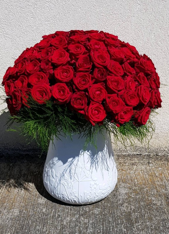 Où trouver un fleuriste pour réaliser un bouquet de roses rouges à saint ismier dans le 38